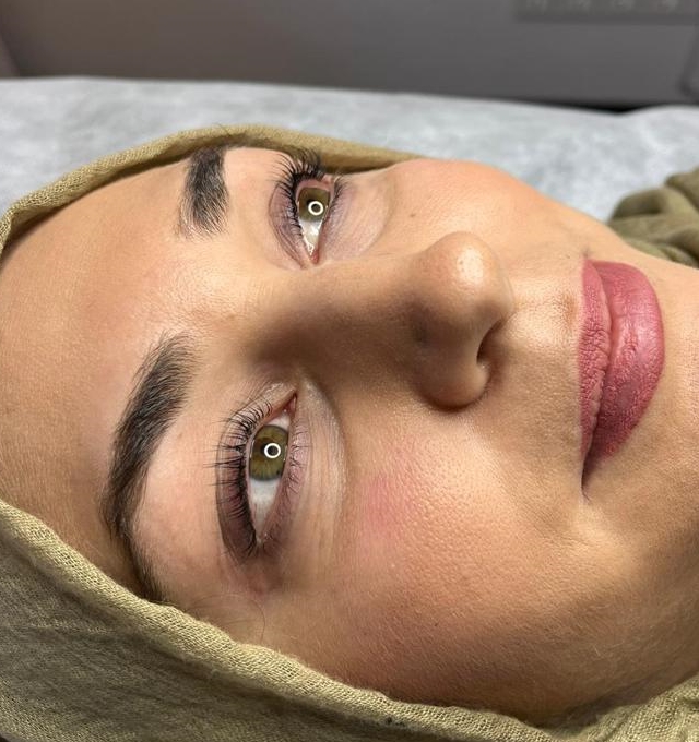 Augenbrauen und Wimpern Färben Vechta